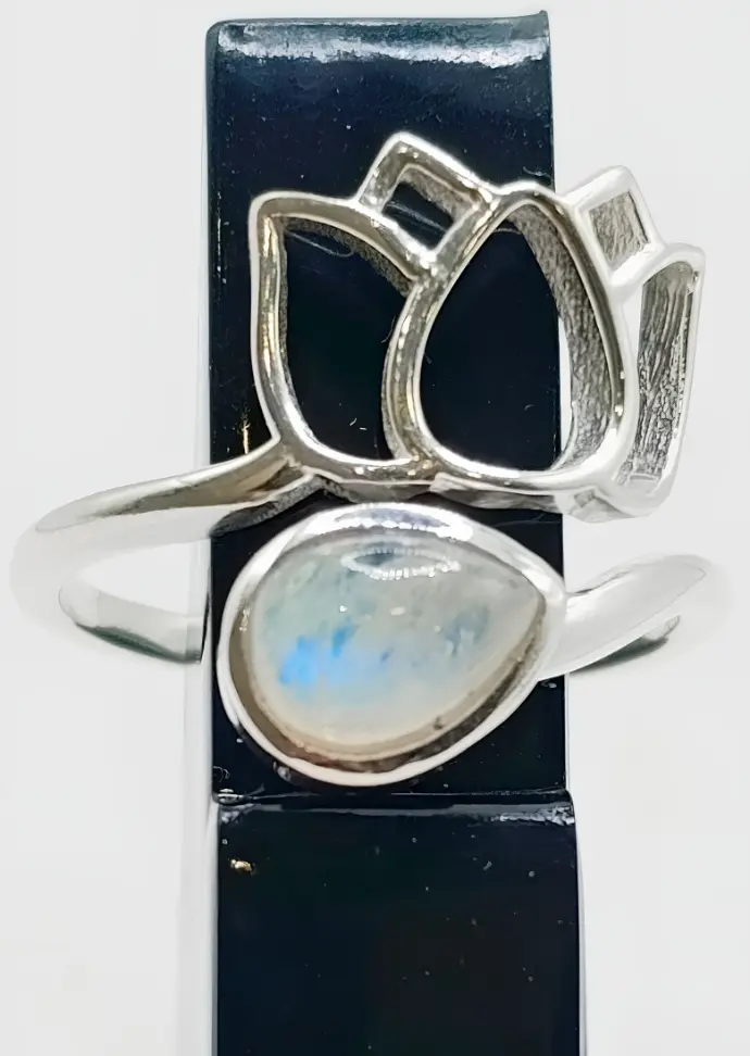Bague Pierre de Lune blanche Bleutée en Argent 925